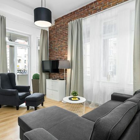 Apartment Poznan Mtp Chelmonskiego By Noclegi Renters Exterior foto